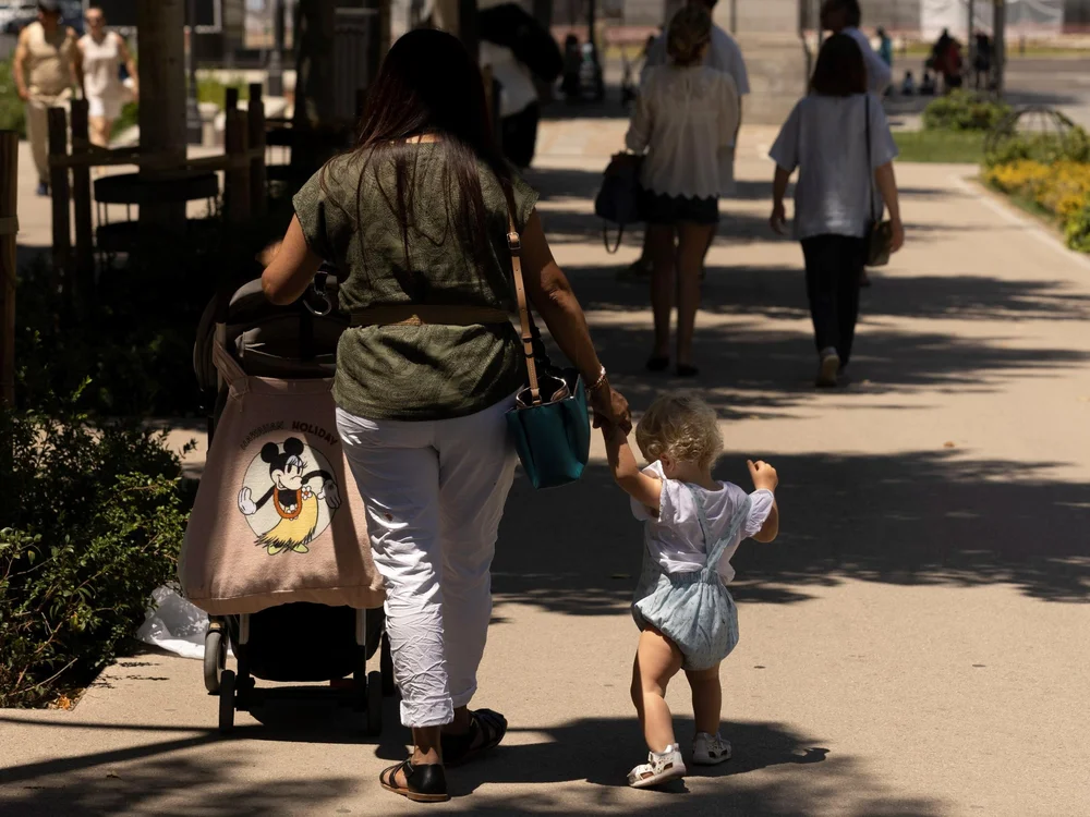 Spanish Constitutional Court Ruling Empowers Single Mothers in Paternity Cases