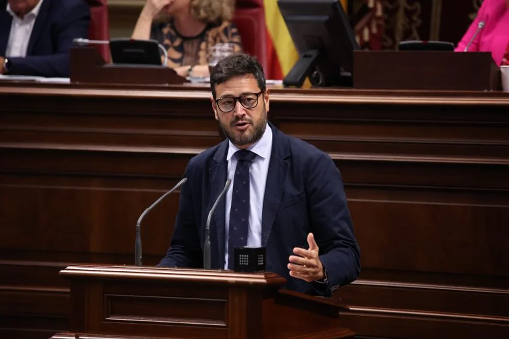 Spanish Opposition Party PP Takes Strong Stance Against Government's Trash Tax Hike