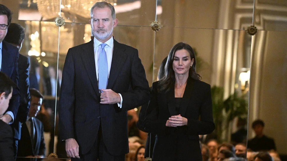 Así es el imponente nuevo posado de los Reyes Felipe y Letizia