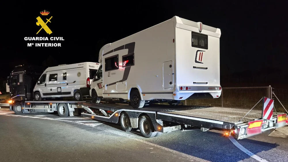 Truck Driver Involved in Multi-Vehicle Accident on A-8 Highway in Cantabria