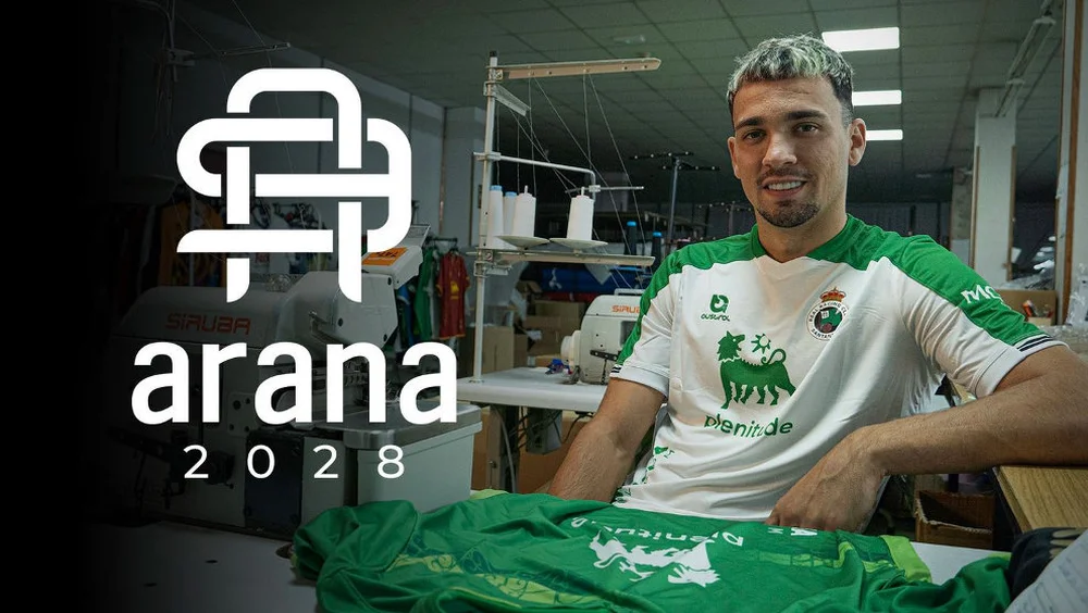 Real Racing Club Extends Juan Carlos Arana's Contract Until 2028