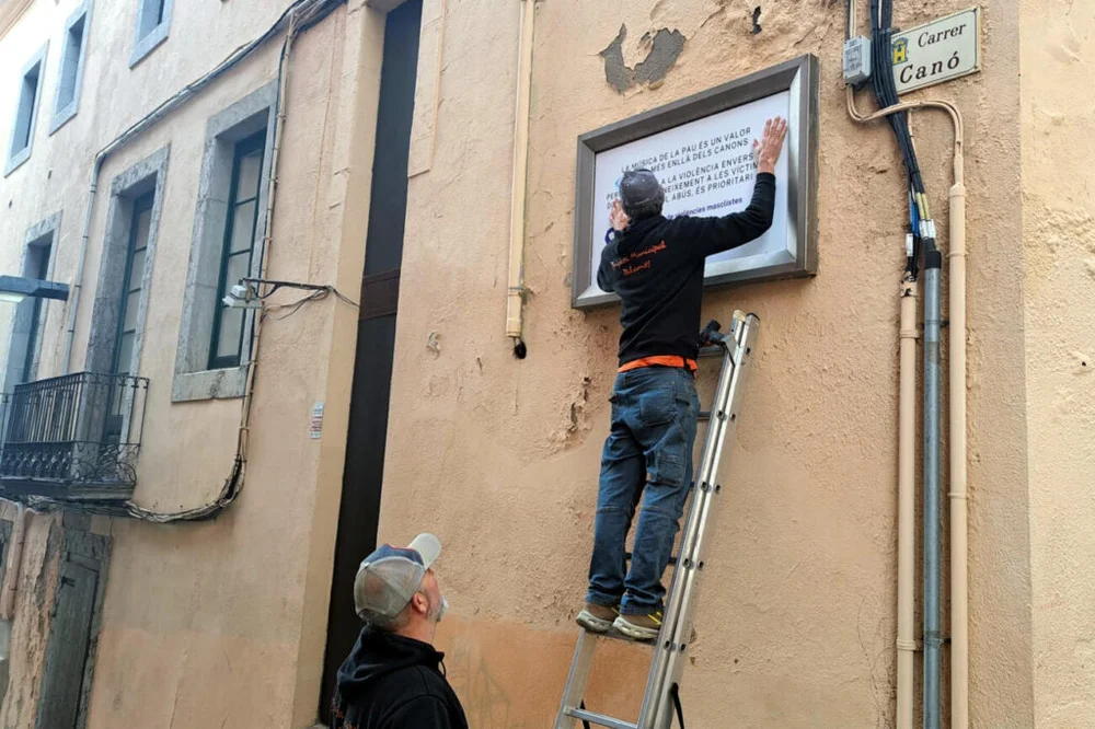 Palamós Unveils Plaque Honoring Ortega Monasterio, a Pioneer for Women's Rights