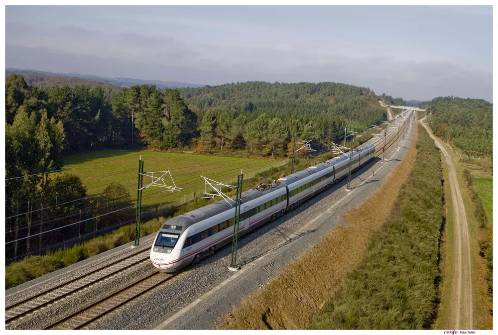 Adif Launches New High-Speed Rail Corridor to Cantabria