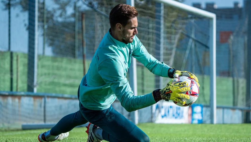 Racing de Santander Aims for Fifth Consecutive Victory Against Albacete