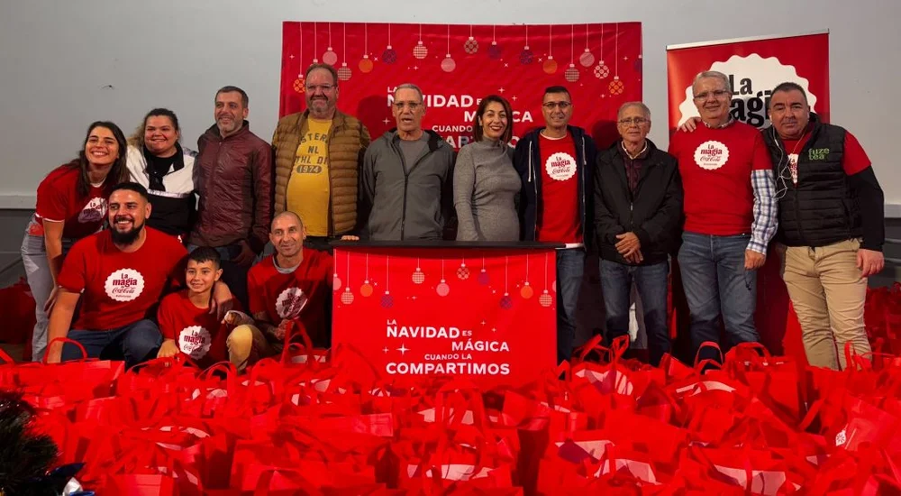 Coca-Cola se une a la Asociación de Empresarios de la Zona Centro de Santa Cruz de Tenerife, IMAS y Catering D’Gamonal para repartir 500 comidas a familias vulnerables de Canarias