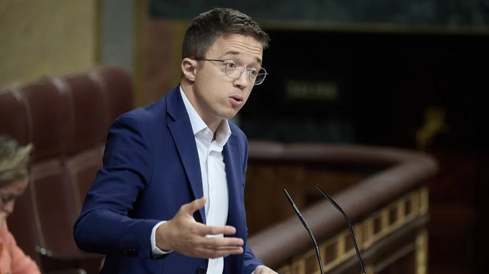 Íñigo Errejón Denies Sexual Assault Allegations, Calls for Transparency