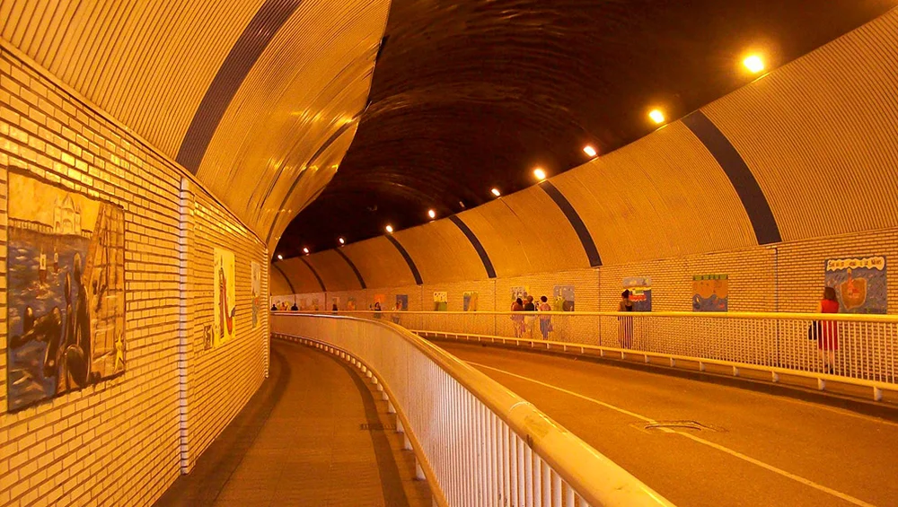 Traffic Disruption in Santander: Pasaje de Peña Tunnel Closure Announced