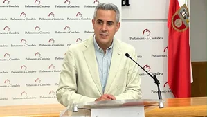 Cantabria's Government Under Scrutiny for Low Investment Execution and Propaganda Criticisms