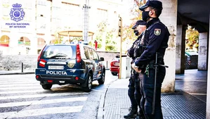 Arrest of Insurance Agent in Torrelavega Sparks Concern Over Financial Fraud